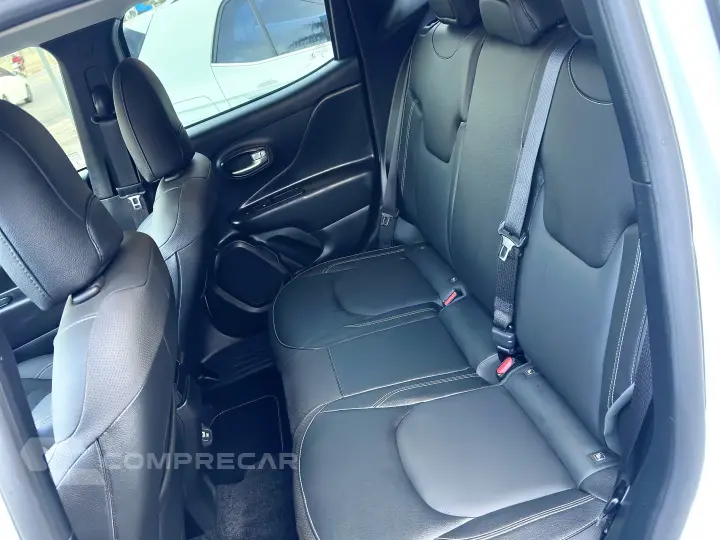RENEGADE 1.3 T270 TURBO FLEX LONGITUDE AT6
