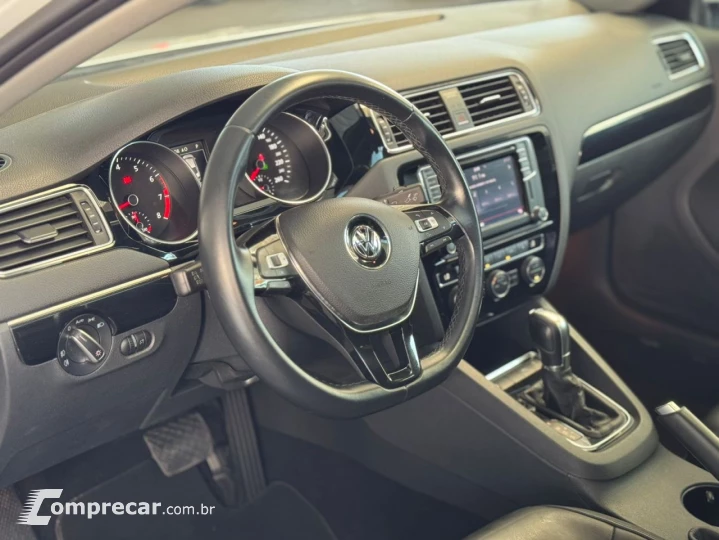 Jetta 2.0 4P TSI HIGHLINE 211 CV AUTOMÁTICO