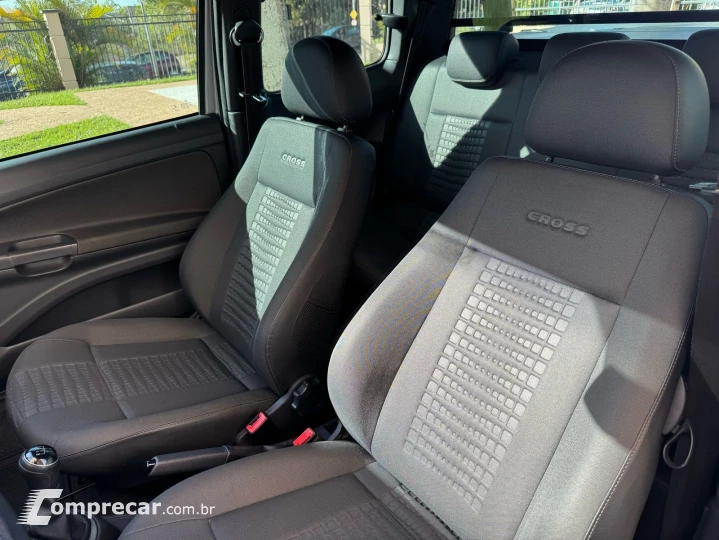 SAVEIRO 1.6 Cross CD 16V