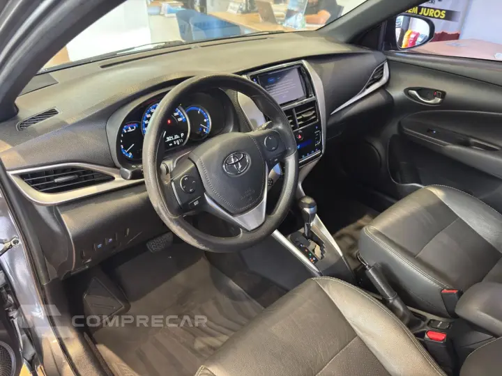 Yaris Hatch 1.5 16V 4P FLEX XLS CONNECT MULTIDRIVE AUTOMÁTIC