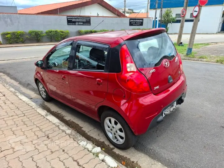 J2 1.4 16V Gasolina 4P Manual