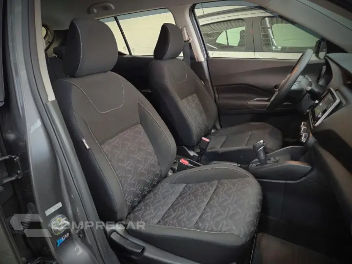 KICKS PLAY 1.6 16V FLEXSTART SENSE XTRONIC