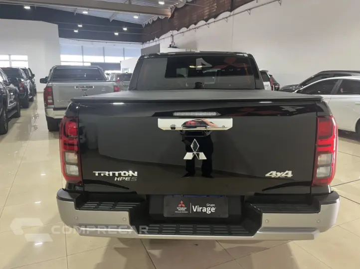 TRITON 2.4 Biturbo CD Hpe-s 4X4
