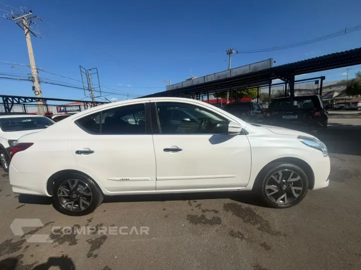 Versa Sedan 1.6 16V 4P FLEX SL