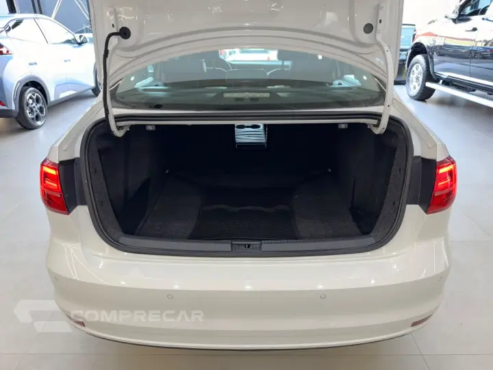 JETTA Highline 2.0 TSI 16V 4p Tiptronic