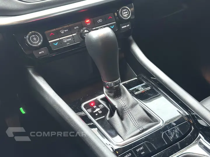 COMPASS 1.3 T270 TURBO FLEX LIMITED AT6