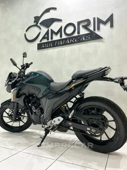 FAZER 250