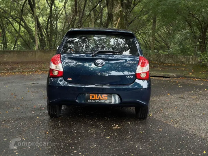 ETIOS 1.5 XS 16V FLEX 4P MANUAL