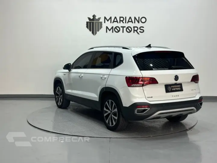 TAOS 1.4 250 TSI TOTAL FLEX HIGHLINE AUTOMÁTICO