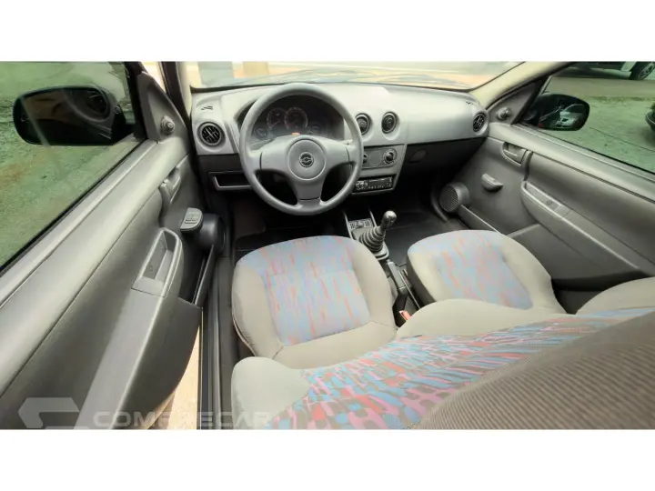 CELTA 1.0 MPFI LIFE 8V FLEX 4P MANUAL