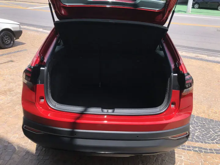 Nivus 1.0 200 Tsi Total Flex Highline Automático