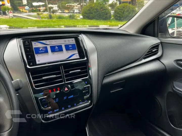 YARIS 1.5 16V Sedan XL