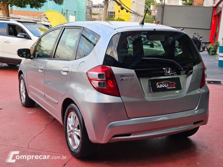 Fit LX 1.4/ 1.4 Flex 8V/16V 5p Mec.