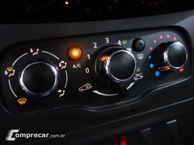 LOGAN - 1.0 12V SCE ZEN MANUAL