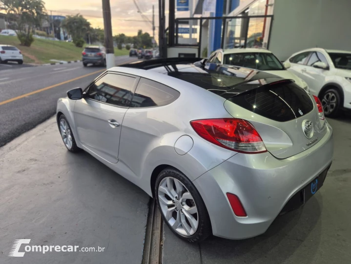 Veloster 1.6 16V  140cv Aut.