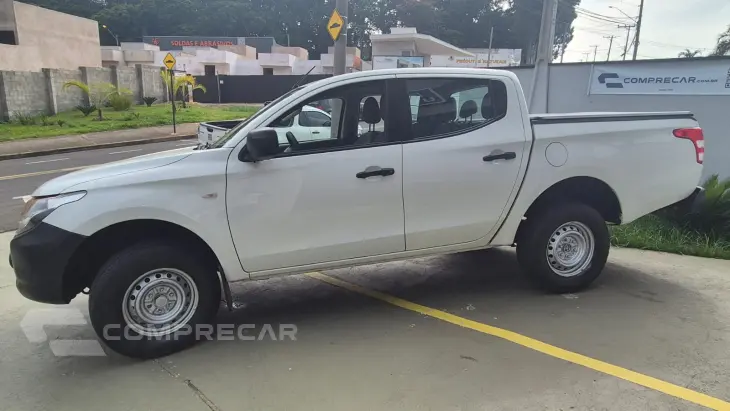 L200 TRITON 2.4 16V Turbo Sport GL CD 4X4