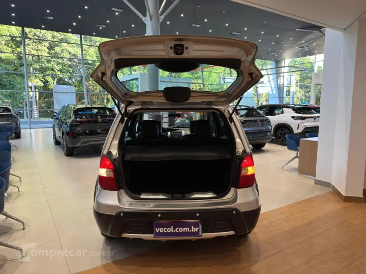 Livina 1.8 16V 4P SL X-GEAR FLEX AUTOMÁTICO