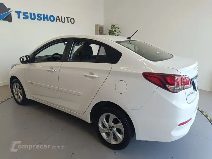 HB20S 1.6 COMFORT PLUS 16V 4P MANUAL