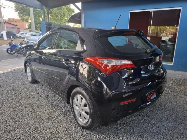 HB20 - 1.6 COMFORT PLUS 16V 4P MANUAL