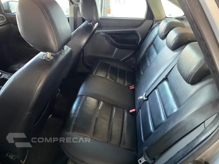 Focus Sedan 2.0 16V/2.0 16V Flex 4p Aut.