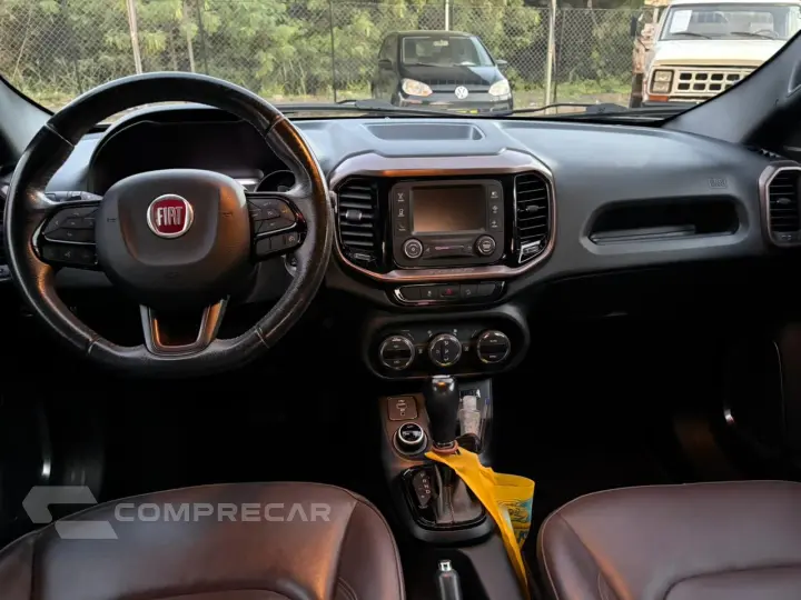 TORO 2.0 16V Turbo Ranch 4WD AT9