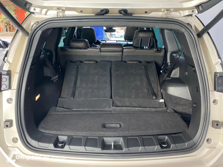 Commander 1.3 T270 TURBO FLEX OVERLAND AT6