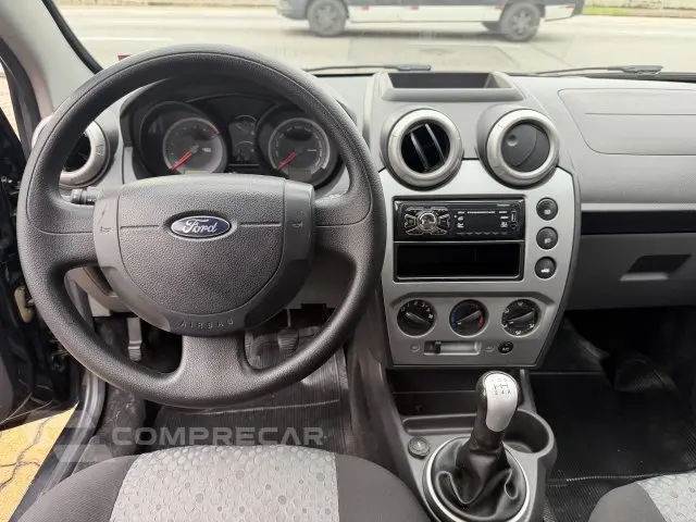 FIESTA HATCH - 1.6 ROCAM SE PLUS HATCH 8V 4P MANUAL