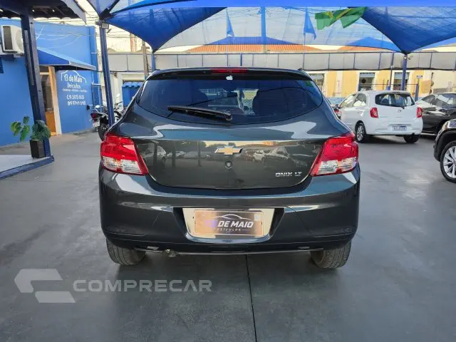 ONIX - 1.0 MPFI LT 8V 4P MANUAL