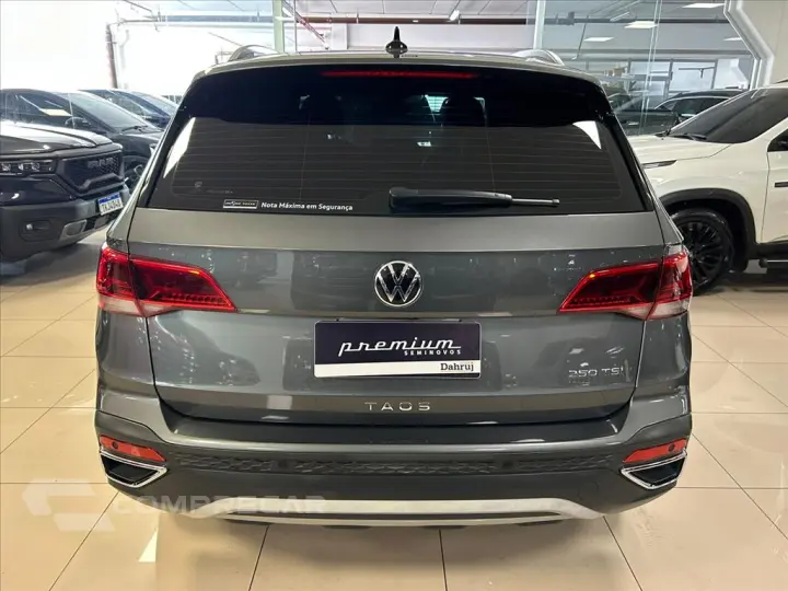 TAOS 1.4 250 TSI TOTAL FLEX COMFORTLINE AUTOMÁTICO