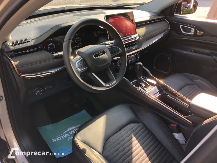 Commander 1.3 T270 Turbo Flex Limited At6