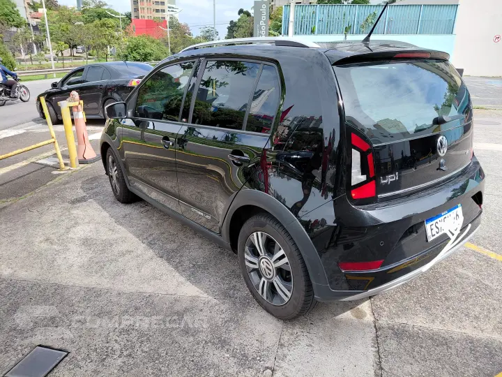 CROSS UP 1.0 TSI 12V