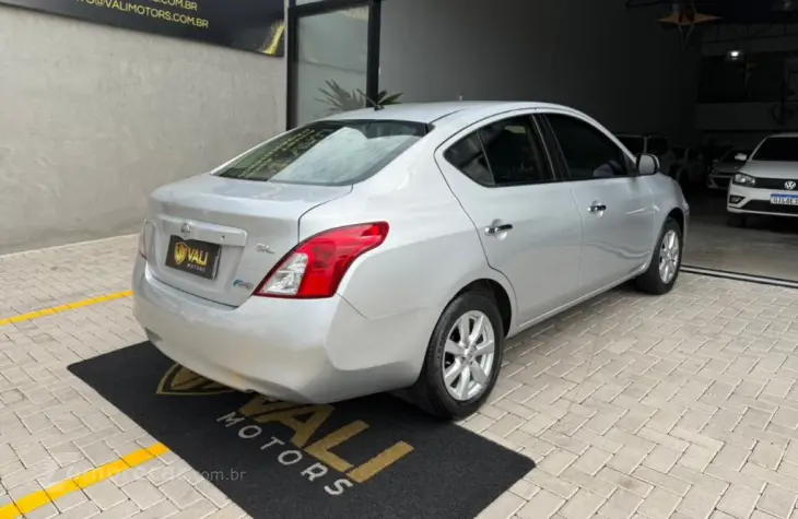 VERSA SL 1.6 16V Flex Fuel 4p Mec.