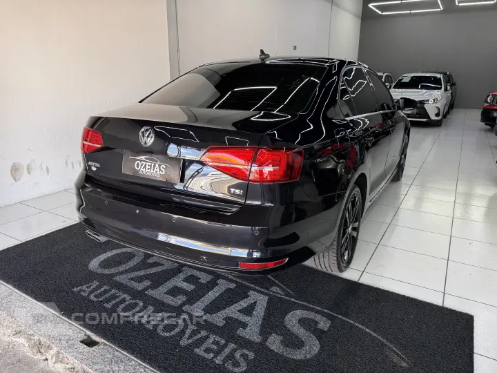JETTA 2.0 TSI Highline