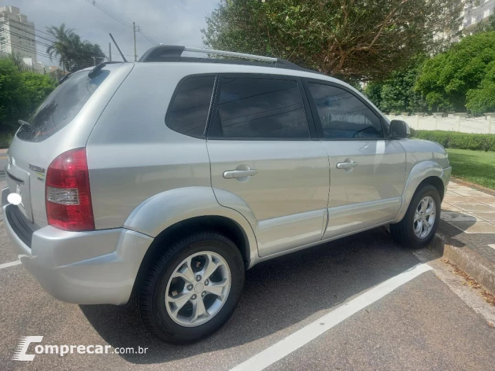 TUCSON 2.0 MPFI GLS 4X2 16V 143cv 2WD