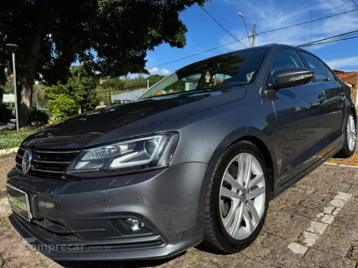 JETTA Highline 2.0 TSI 16V 4p Tiptronic