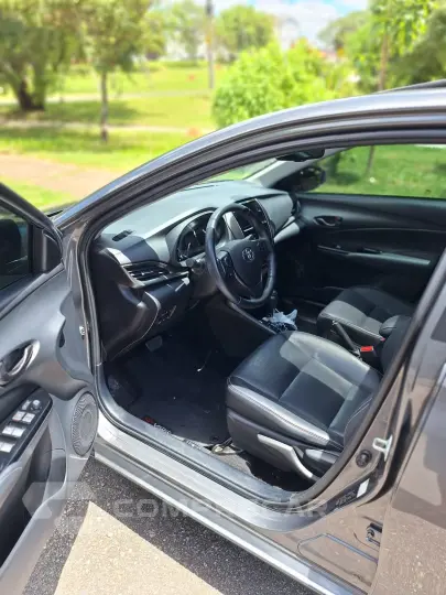 YARIS 1.5 16V Sedan XLS