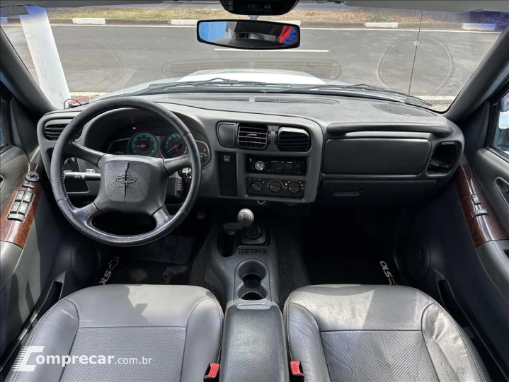 S10 2.4 MPFI EXECUTIVE 4X2 CD 8V FLEX 4P MANUAL