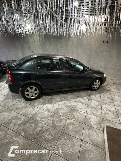 ASTRA 2.0 MPFI Advantage 8V