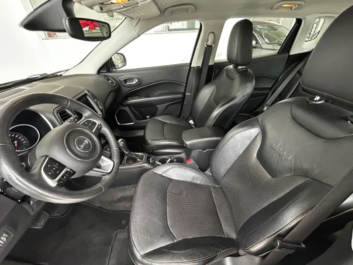 COMPASS LONGITUDE 2.0 4x2 Flex 16V Aut.