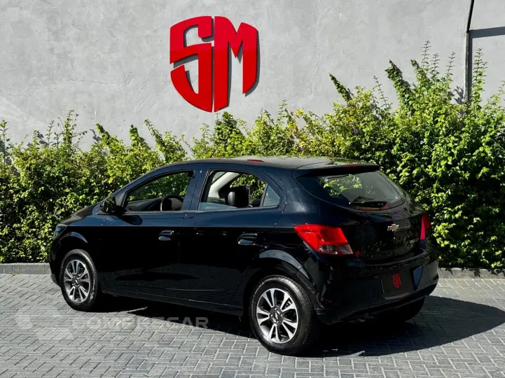 ONIX 1.4 MPFI LTZ 8V