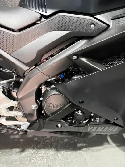YZF-R15 ABS