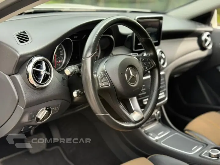 GLA 200 Style 1.6 TB 16V/Flex Aut.
