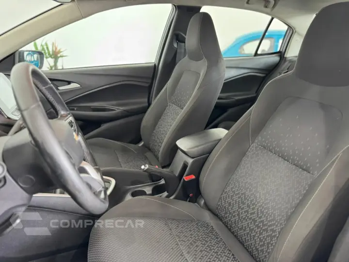 ONIX 1.0 Turbo Plus LT