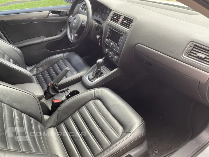 JETTA 2.0 TSI Highline 211cv