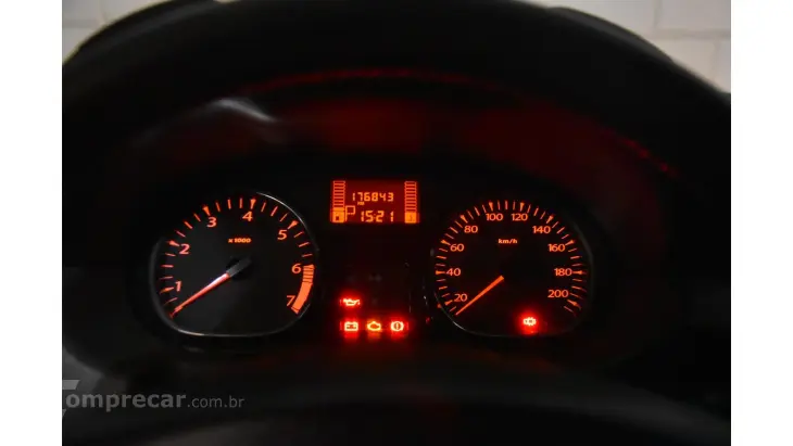 DUSTER - 2.0 DYNAMIQUE 4X2 16V 4P AUTOMÁTICO