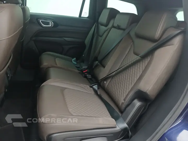 COMMANDER 1.3 T270 TURBO FLEX OVERLAND AT6