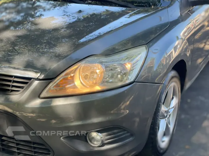 FOCUS 1.6 SE Hatch 16V