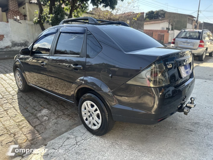 FIESTA 1.6 MPI Sedan 8V