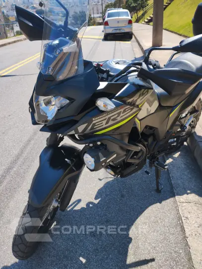 Versys 300