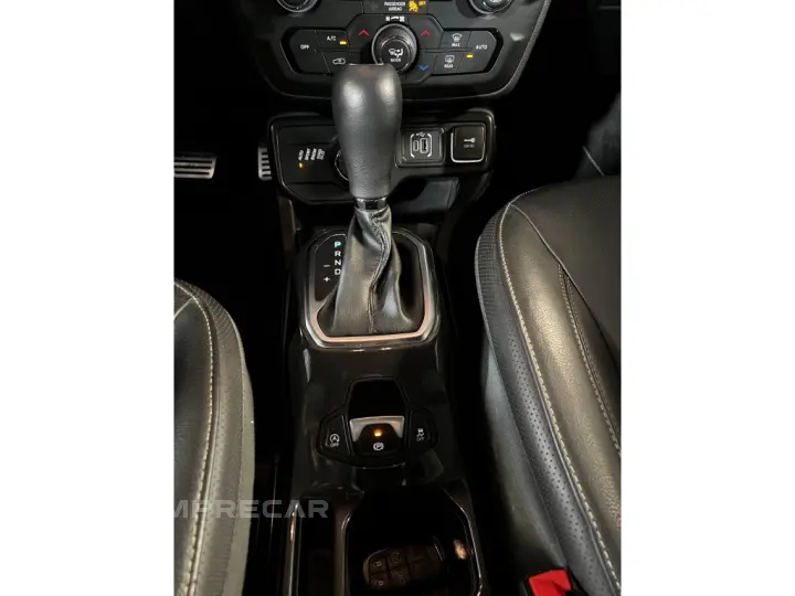 RENEGADE 1.3 T270 TURBO FLEX S 4X4 AT9